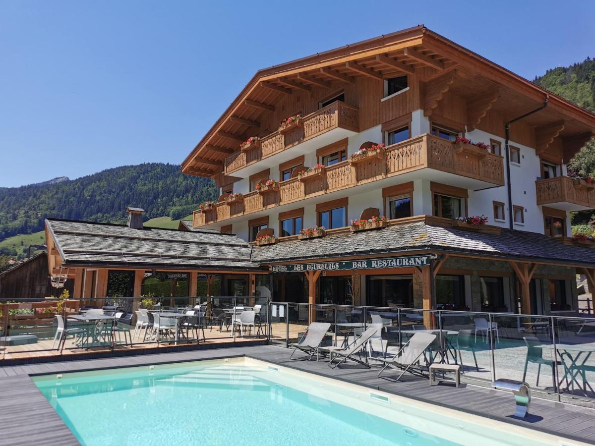Hotel-Chalet Les Ecureuils Restaurant, Piscine, Garage Le Grand-Bornand Exteriér fotografie