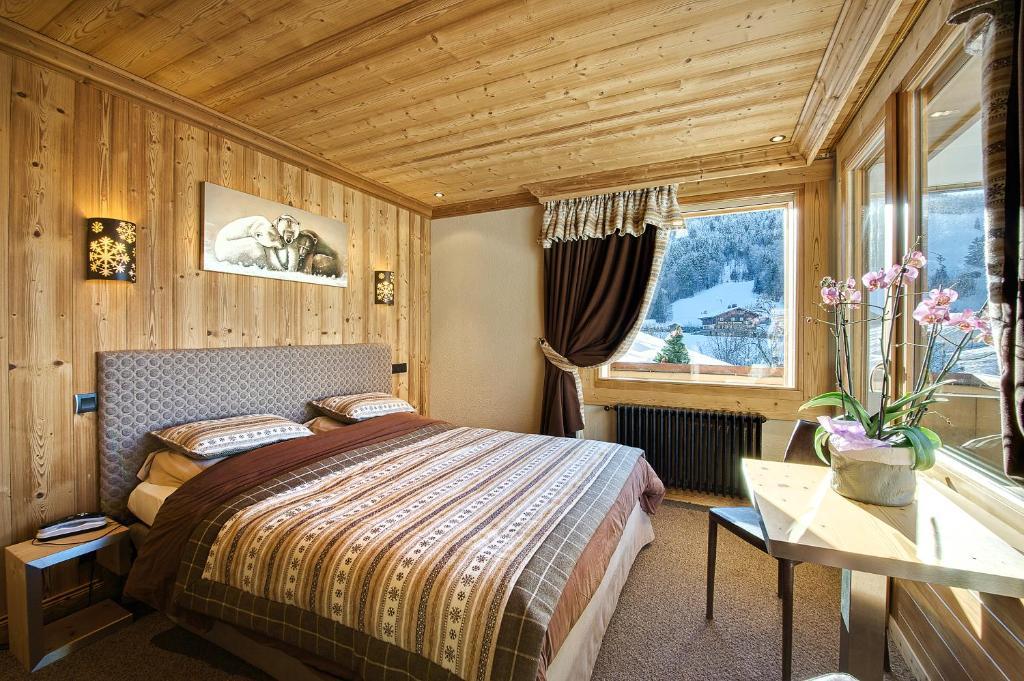 Hotel-Chalet Les Ecureuils Restaurant, Piscine, Garage Le Grand-Bornand Pokoj fotografie